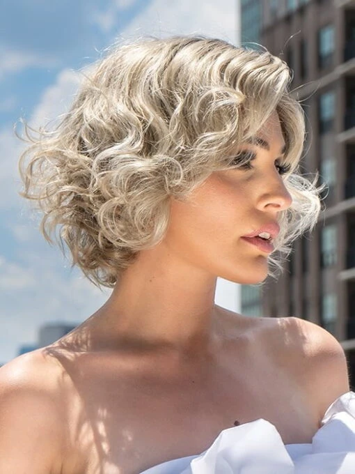 Turn | Synthetic Lace Front Wig -Switch Shine Store resized 0002 TurnEWChampagneRooted