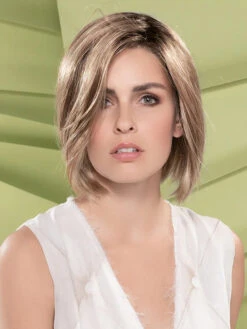 Narano Wig By Ellen Wille | Mono Part -Switch Shine Store saharabeige Narano 7 1024x1024 df7400f7 6f19 4707 943c 0ec8d5f60d30
